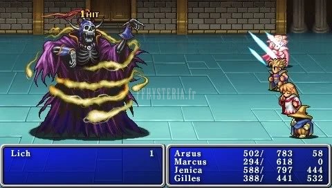 Lich lance un sort de zone sur les Guerriers de la Lumière