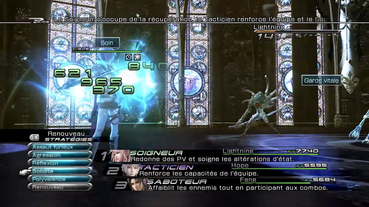 La liste des Paradigmes en plein combat (« Stratégies » à l'écran) : Solidité aligne Soigneur, Tacticien et Saboteur, le trio de soutien qui prépare la montée de Chaîne.